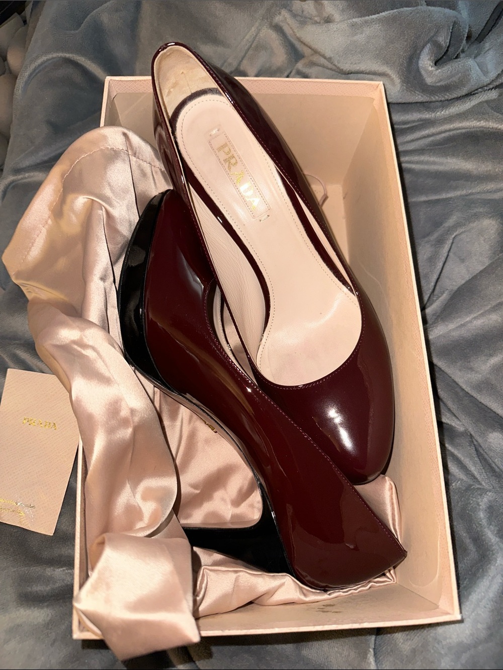 Prada: Patent Platform Pumps in Deep Burgundy 🔥🔥🔥🔥🔥 - Picture 5 of 8